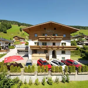 Gaestehaus Ingeborg Bed & Breakfast Saalbach-Hinterglemm