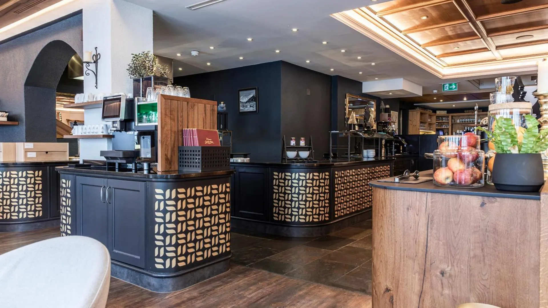 Hotel Gramaser Ischgl 4*,  Avusturya